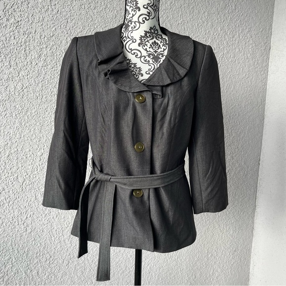 Signature by Larry Levine Jackets & Blazers - Grey Ruffle Blazer Jacket SZ 8